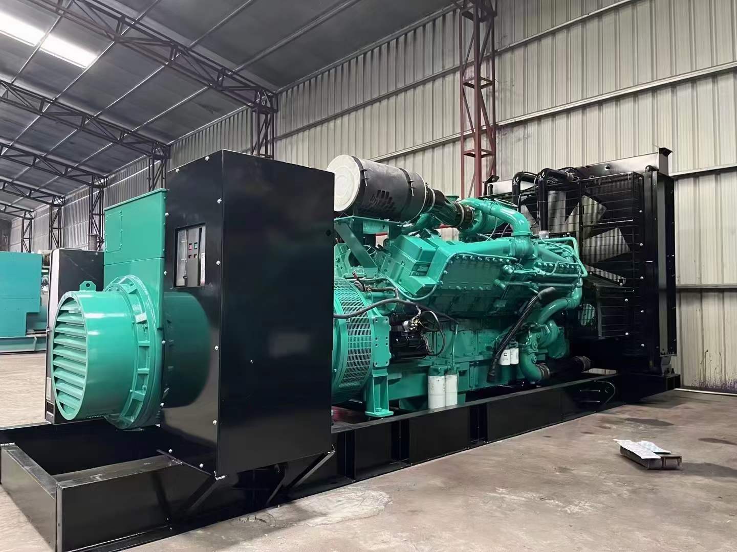 灵寿如何降低 800kW 柴油发电机输出电流的波动？