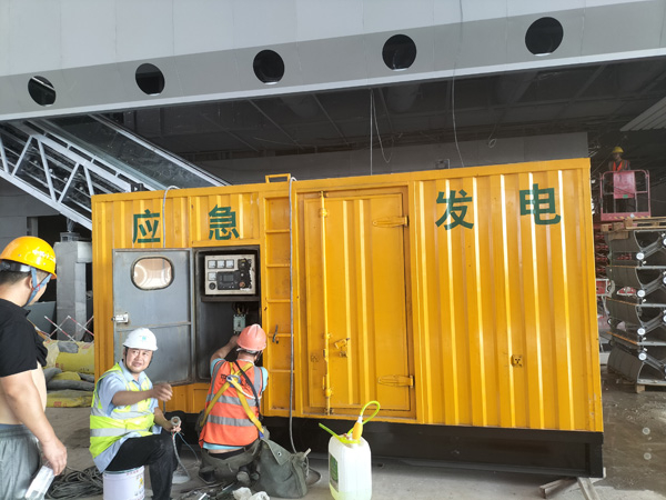 灵寿怎样判断空气滤清器是否需要更换？